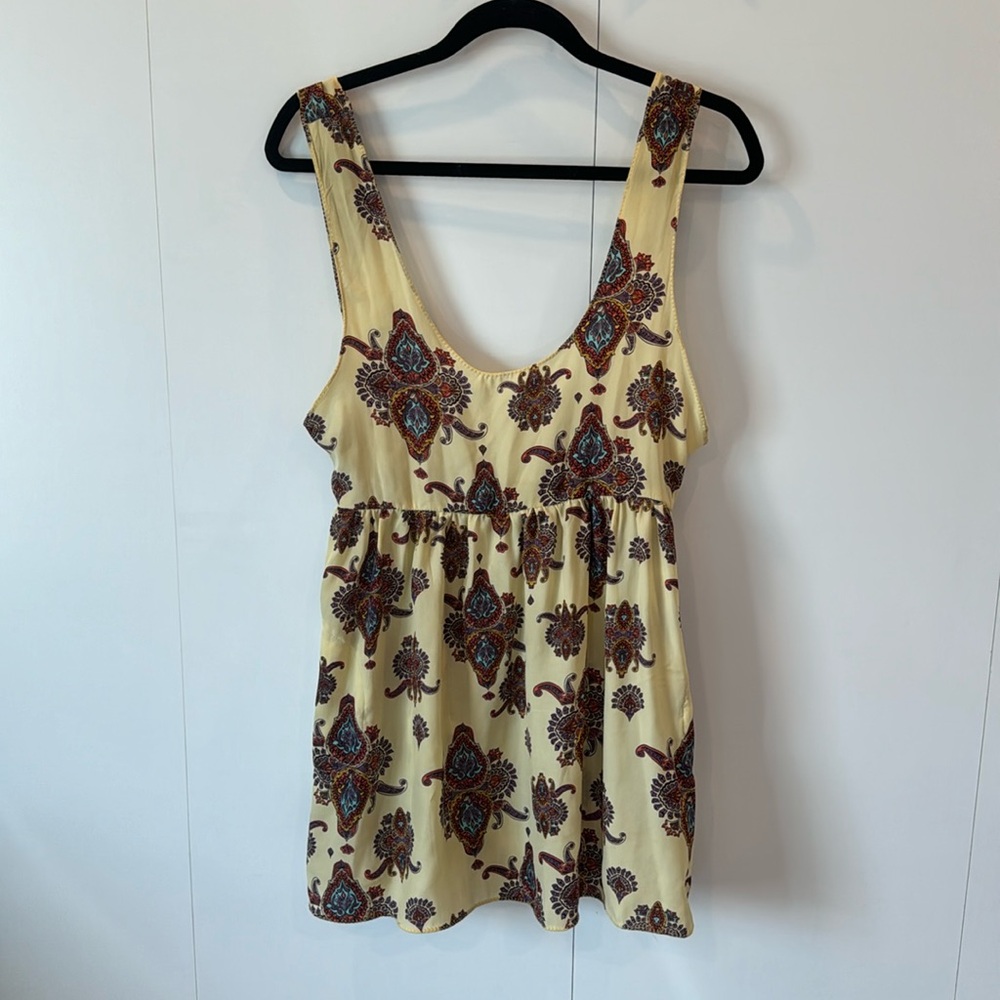 Silk Peace train cali tank from Revolve. Size medium. Zipper back.